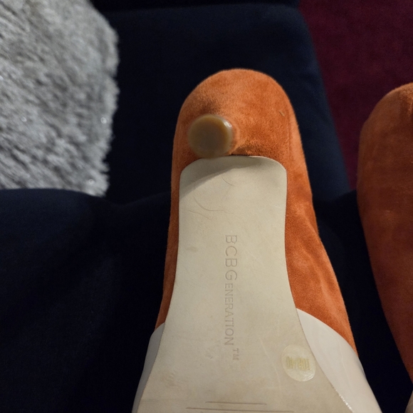 Open-Toe Heels - Picture 6 of 8